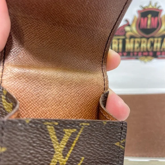 Louis Vuitton Monogram Brown Case